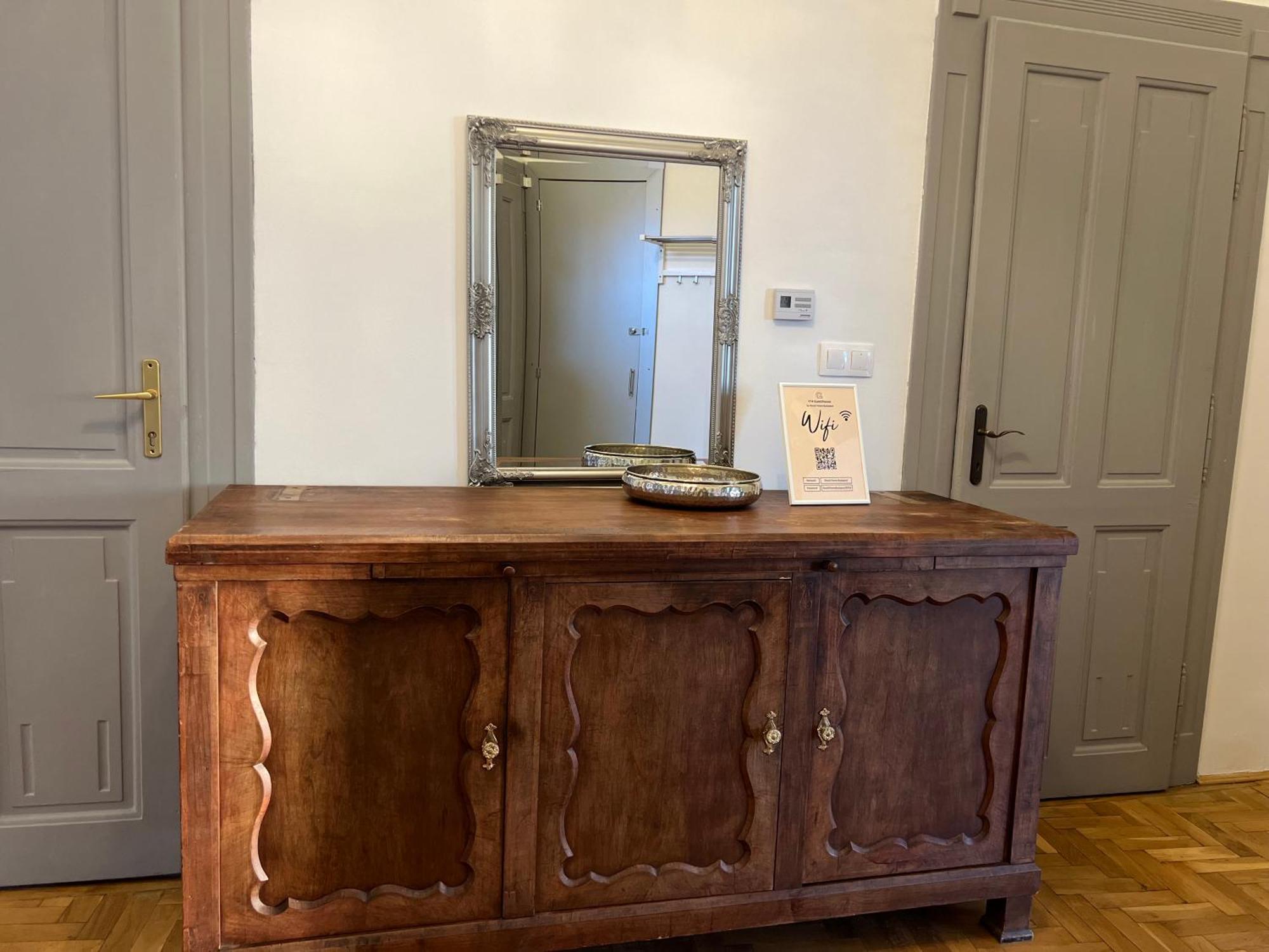 F14 Guesthouse Budapest Eksteriør bilde